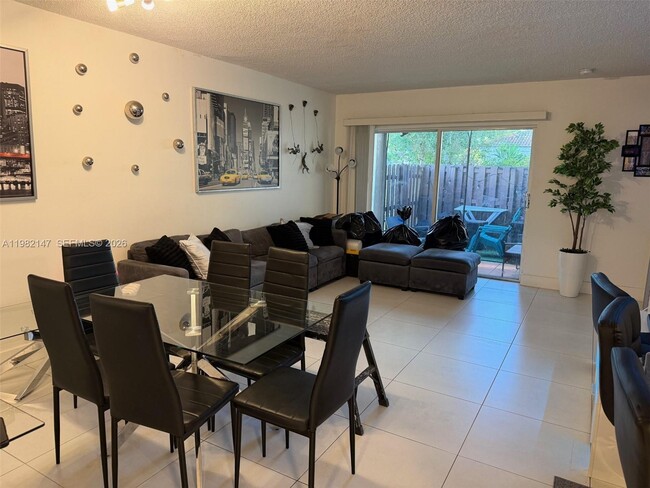 Photo - 4744 NW 114th Ave Unit 101