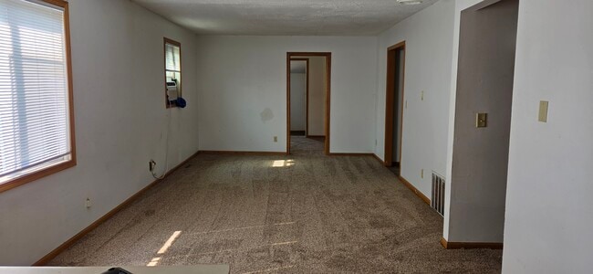 1586 Hillside Rd Unit Hillside Lower