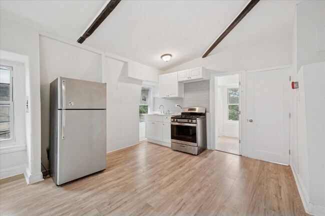 Photo - 4538 Greene St Unidad A111