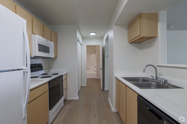 1 habitación, 1 baño - 734 pies cuadrados - Cocina