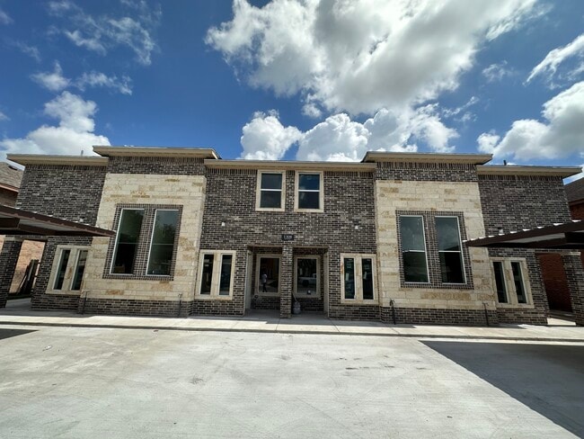 Building Photo - 1308 W Fig Ave Unit 2 Rental