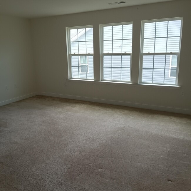 Photo - 1424 Scholar Dr