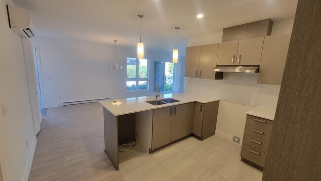 Photo - 866 Rue Anne-Hébert Unit 878 Anne-Hebert