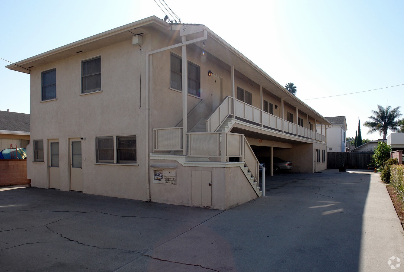 Photo - 218 W Olive St