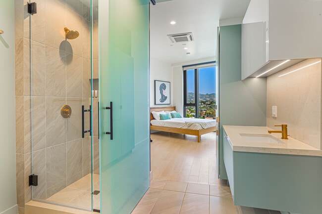 Photo - 6401 Wilshire Blvd Unit 803E