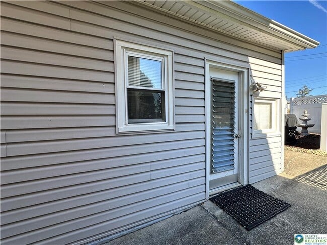 Photo - 1795 Canal St