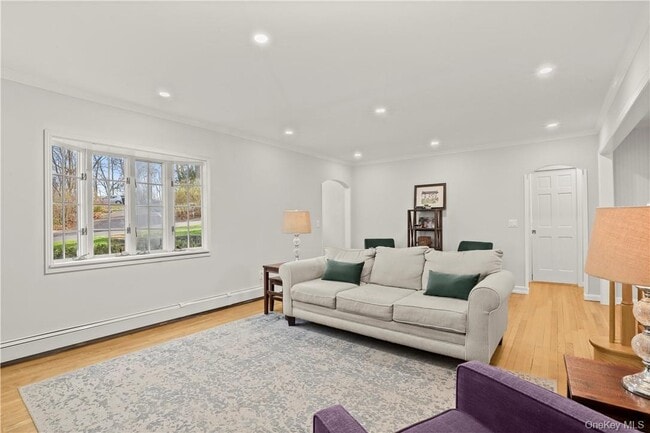 Photo - 152 Forest Dr