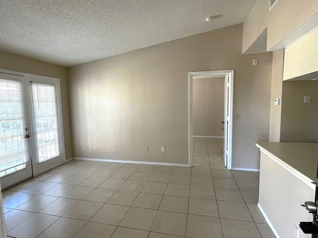 Photo - 2550 N Alafaya Trail Unit 2550 N. Alafaya Trl 4302