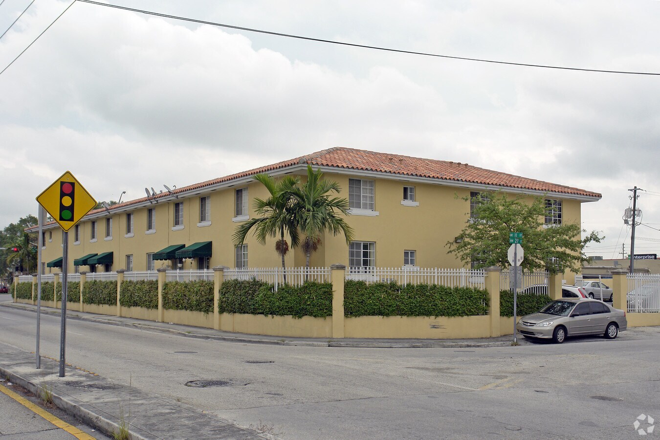 1090 NW 27th Ave - 1099 NW 27th Ave Apartments