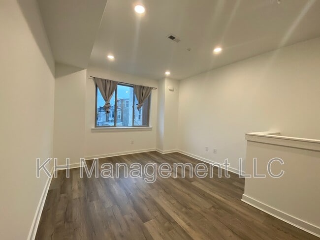 Photo - 4329 Otter St Unit 2