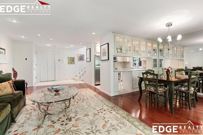 Photo - 241 Perkins St Unit 1