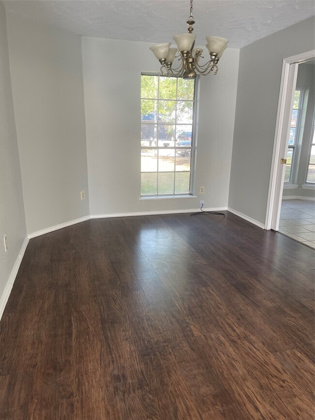 Photo - 3443 Nutwood Ln