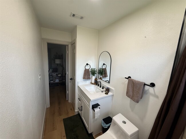 Photo - 7509 Mockingbird Ln