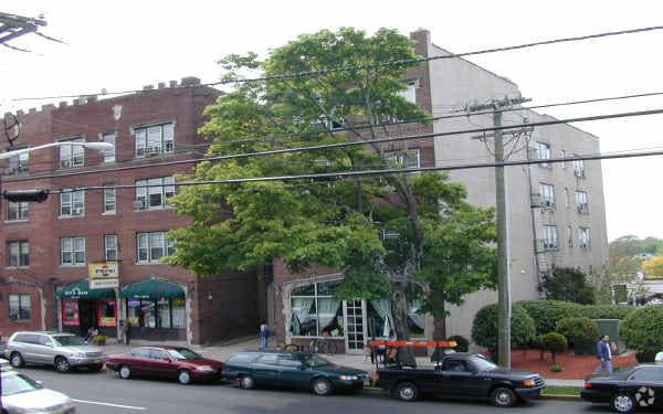 120 Grand Ave - 120 Grand Ave Apartments