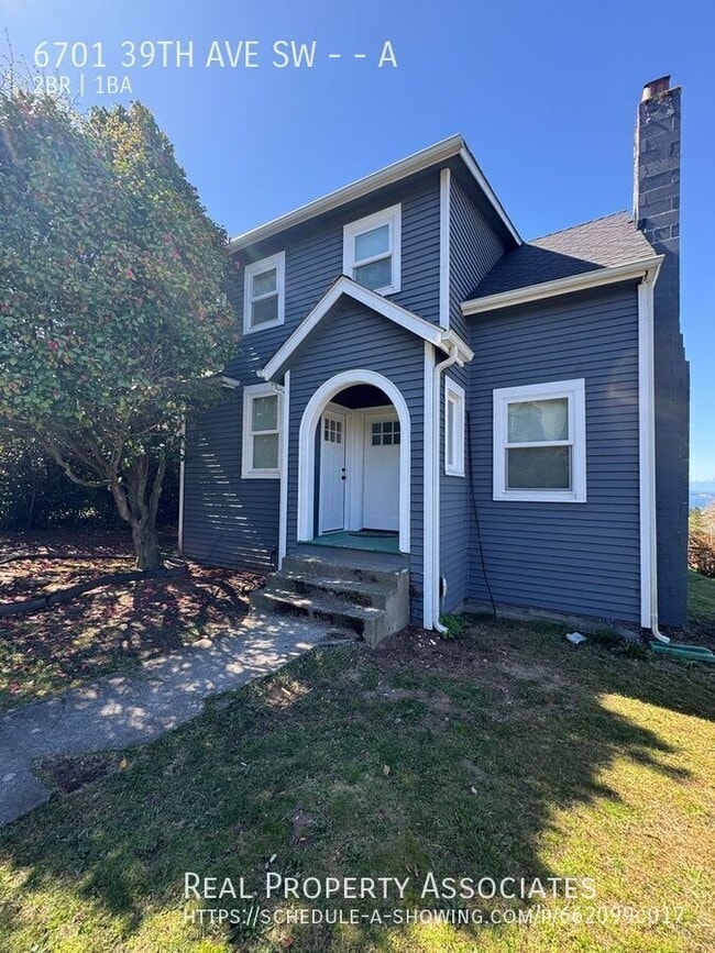 Building Photo - 6701 39th Ave SW Unit A