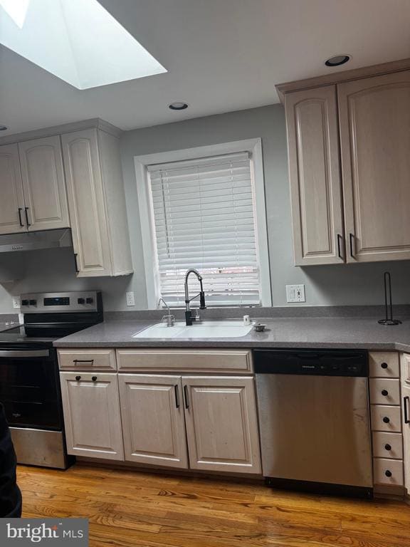 Photo - 2133 Hallmark Dr