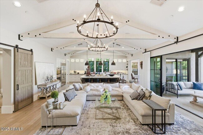 Building Photo - 10203 E Camelot Ct