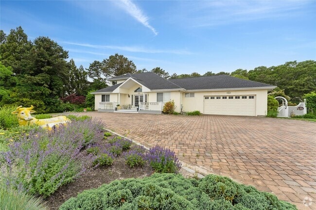 Building Photo - 12 Polo Grounds Ln Rental