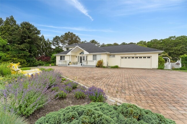 Photo - 12 Polo Grounds Ln Casa