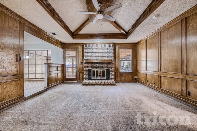 Photo - 736 Highland Crest Dr