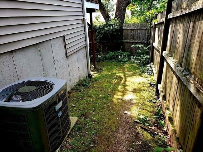Photo - 117 Marivista Ave