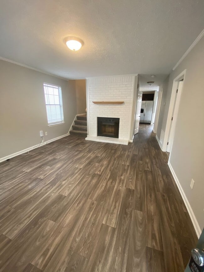 Photo - Spacious 4BR Townhome with Finished Basement & Community Amenities