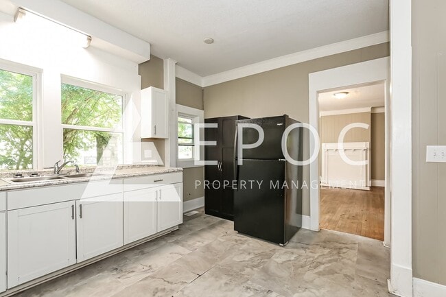 Photo - 731 S Broad St
