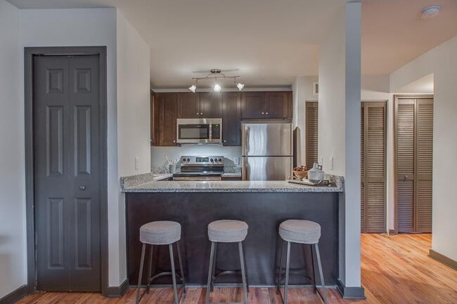 Ridgewood Apartments