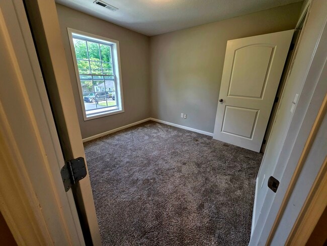 Photo - 1900 Bernhurst Dr