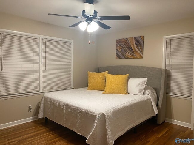 Photo - 2201 Shady Ln Dr NW