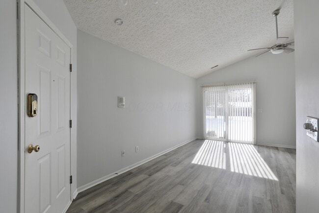 Photo - 2691 Northwold Rd