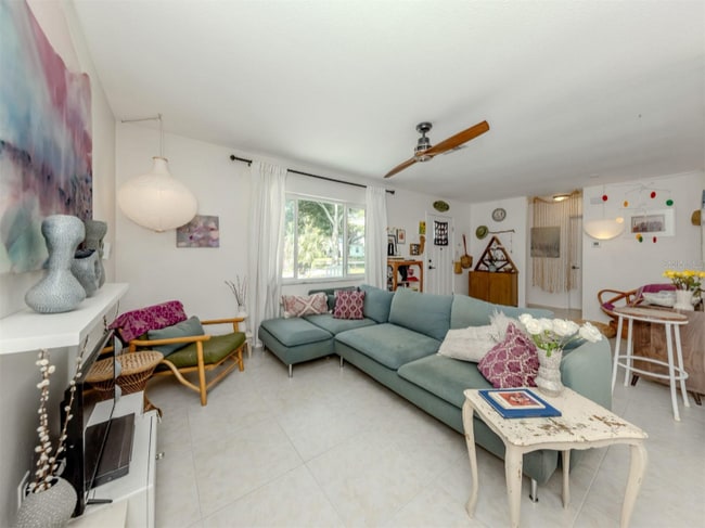 Photo - 829 Groveland Ave
