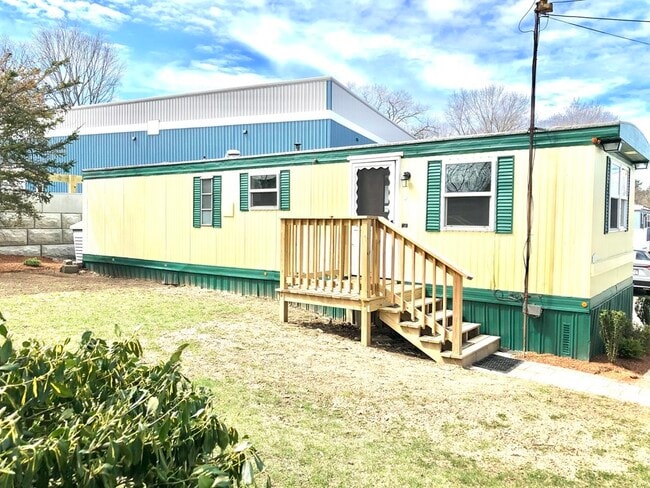 Building Photo - 278 Newbury St