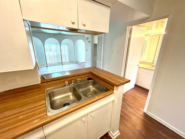 Photo - 170 De Chantle Rd Unit 510