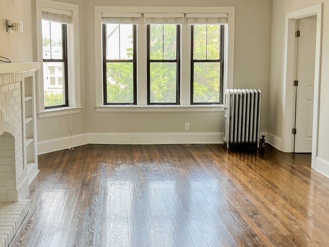 Photo - 2206 W Foster Ave Unit 3