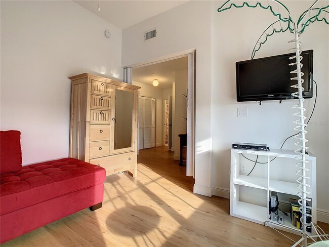 Photo - 940 Spring Park St Condo Unit 202