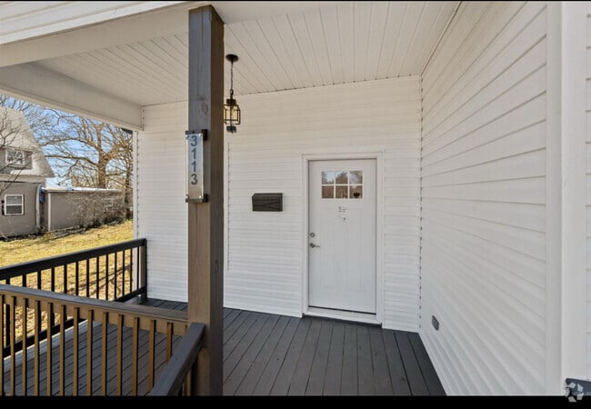 Building Photo - 3113 W 11th St Rental