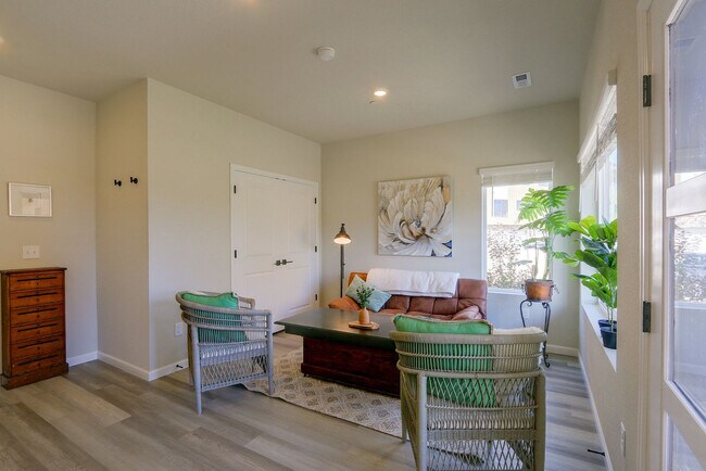 Photo - 945 Abbott Ln Unit SI ID1611054P