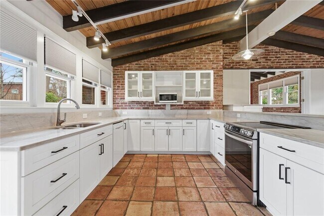 Photo - 3302 Wynn Dr