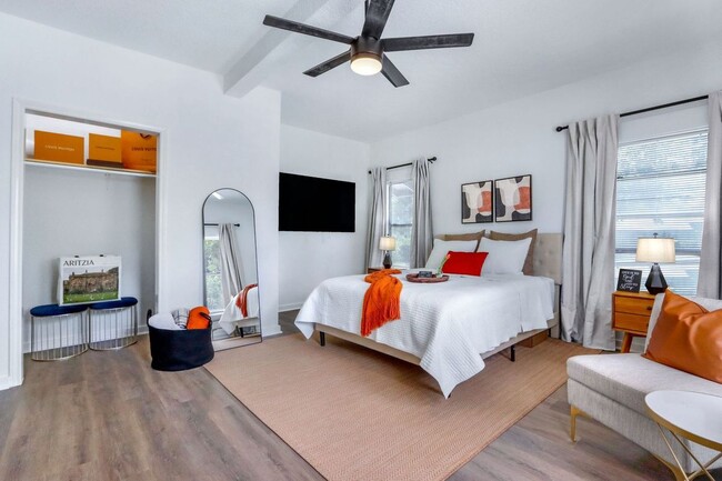 Photo - 1213 Spicewood