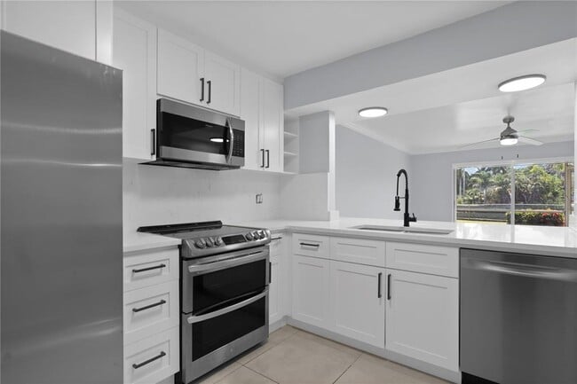 Photo - 4100 N 58th Ave Condo Unit 106