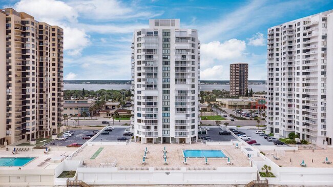 Photo - Completely Renovated High-Rise Condo with Ocean & River Views Unit 1802