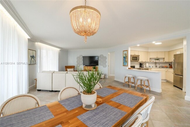 Photo - 5161 Collins Ave Unidad 404