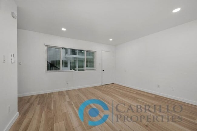 Photo - 4669 34th St Unit 2