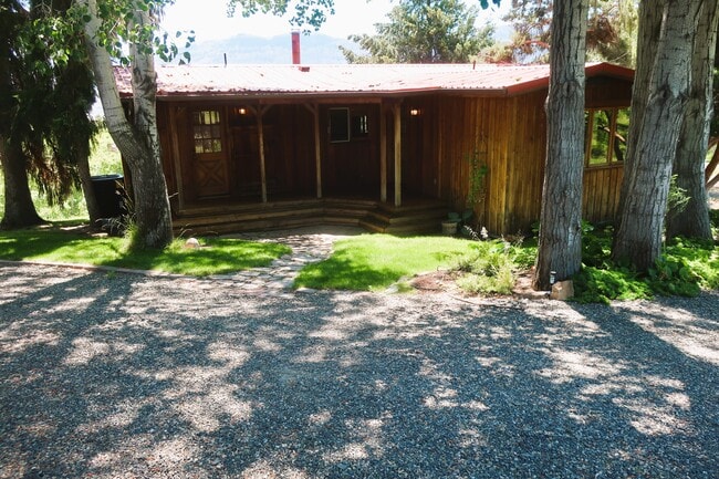 Photo - 3601 10th St SE