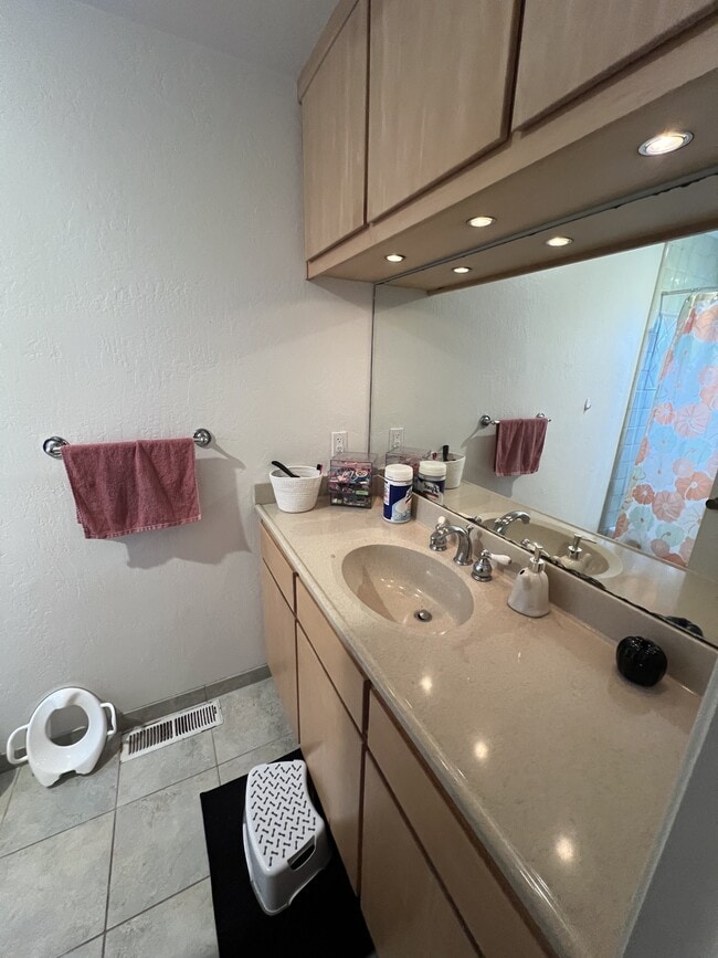 Photo - 115 Tiburon Ct
