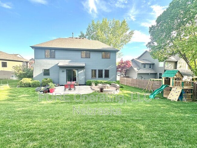 Photo - 18424 Howard St House