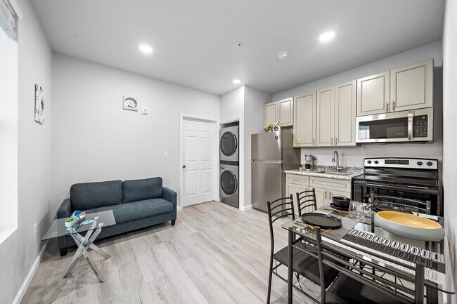 Photo - 803 Avenue K