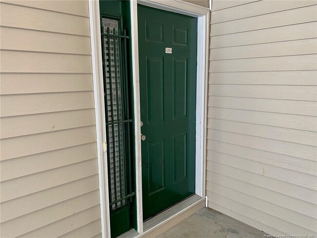 Photo - 3375 Galleria Dr