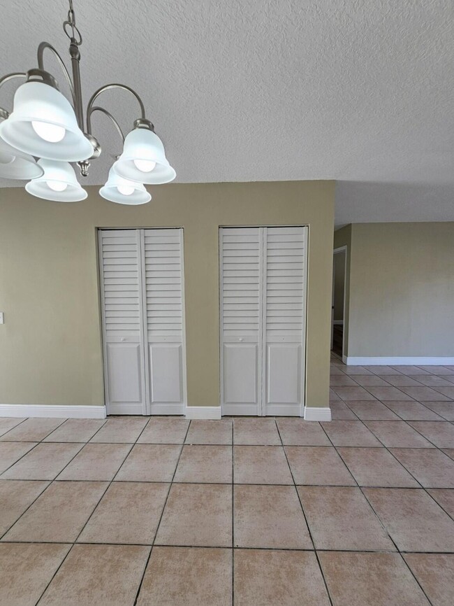 Photo - 4795 Orleans Ct